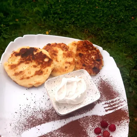 Проживание в семье затишні карпати)) *