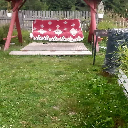 затишні карпати)) Quarto em Acomodações Particulares Verkhovyna